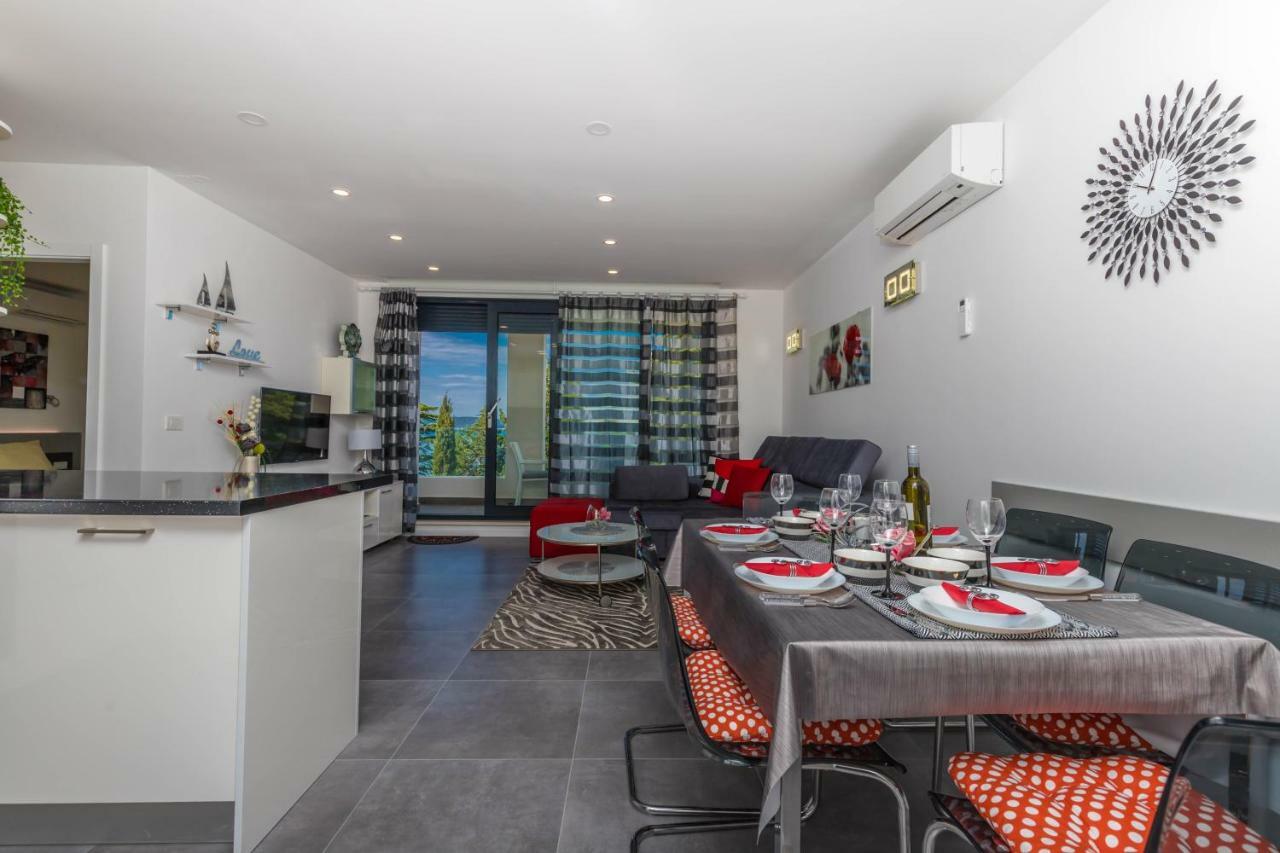 Apartments Tatjana Selce Bagian luar foto